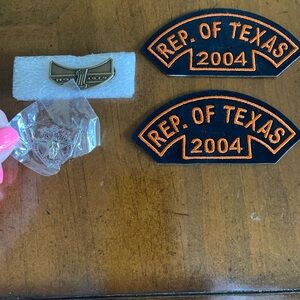 Harley-Davidson Texas 2004 Orange and Black Patches with Gold Pin